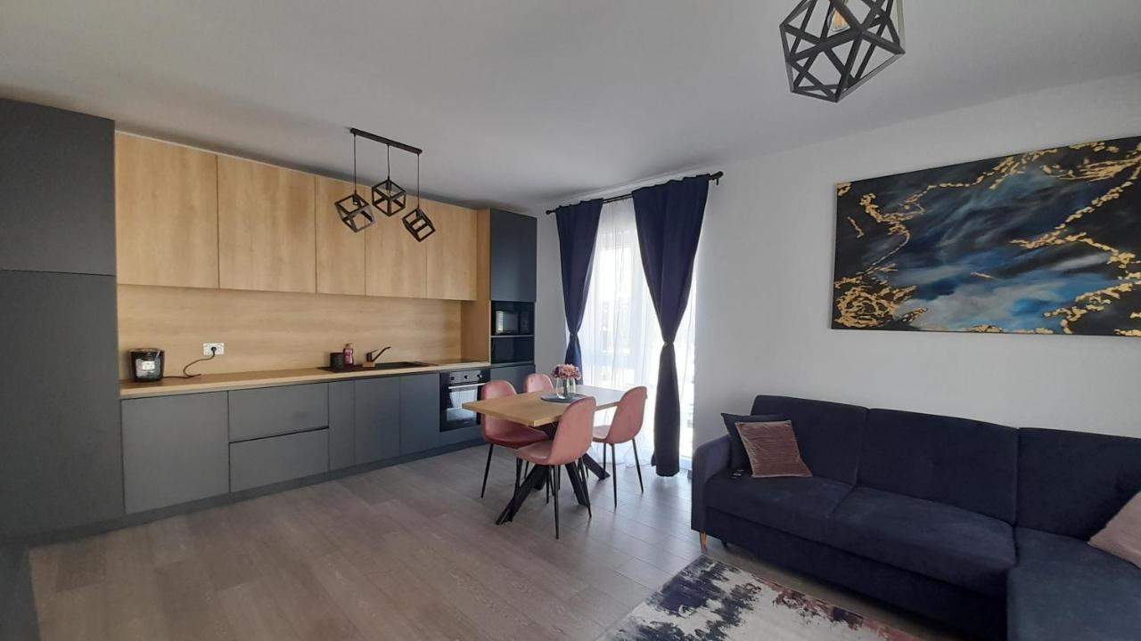 Sarah'S Place Oradea Exterior foto